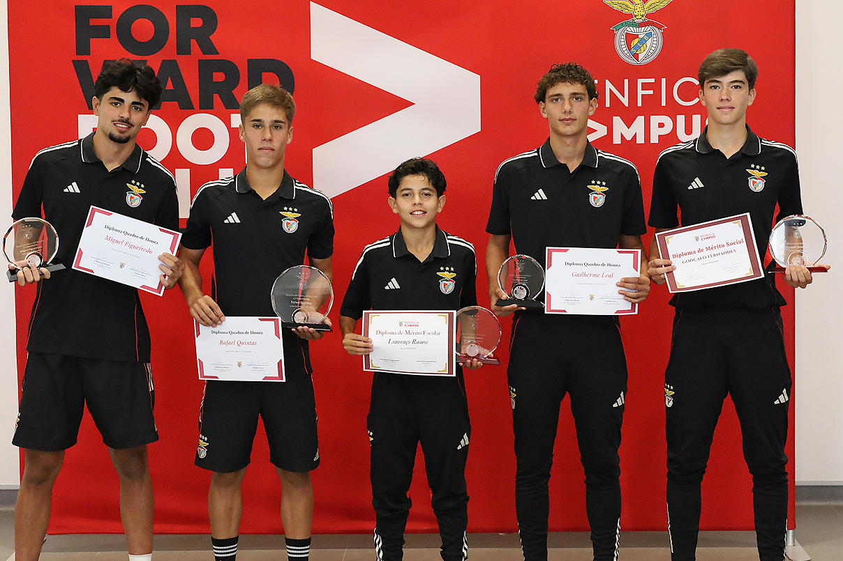 Cerimónia de Entrega dos Diplomas de Mérito Escolar e Social e dos Quadros de Honra 2022-2023