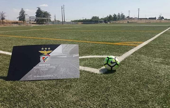 Foto Escola do Benfica em Évora
