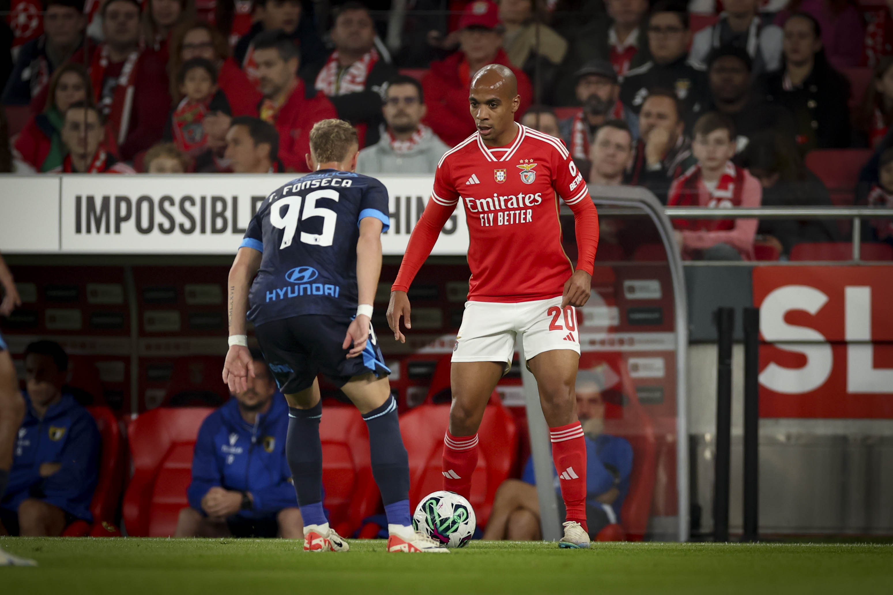 João Mário no jogo SL Benfica vs. FC Famalicão'