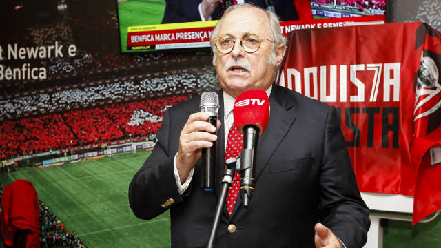 Jantar no Sport Newark e Benfica