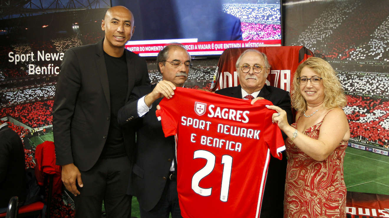 Jantar no Sport Newark e Benfica