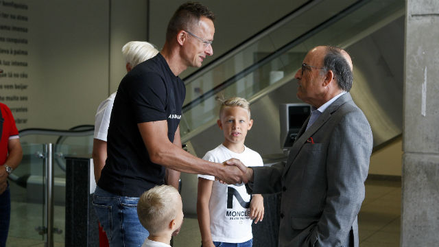 Homenagem a Fehèr e Béla Guttmann