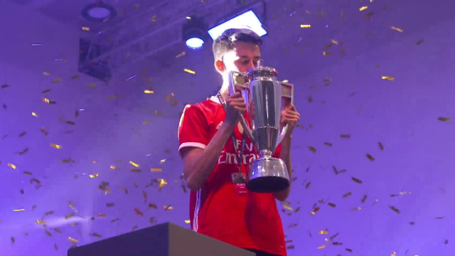 Zezinho Benfica FUT Champions