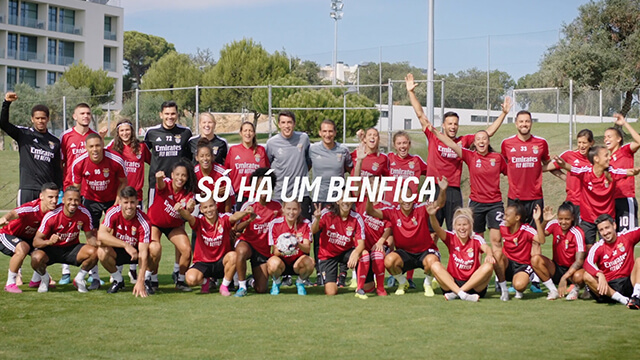 Equipas masculina e feminina de futebol do Benfica