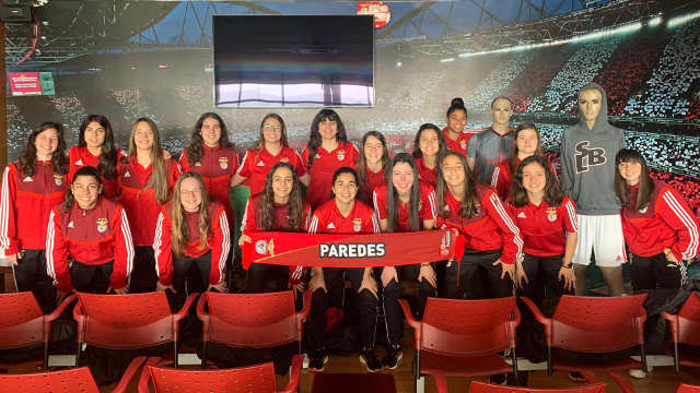 Antes do jogo a equipa Sub-19 visitou a Casa do Benfica em Paredes