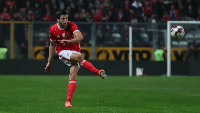 R&#250;ben Dias no Bessa
