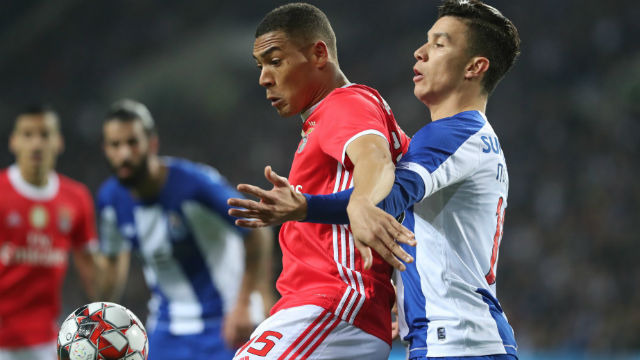 Vin&#237;cius e Uribe 