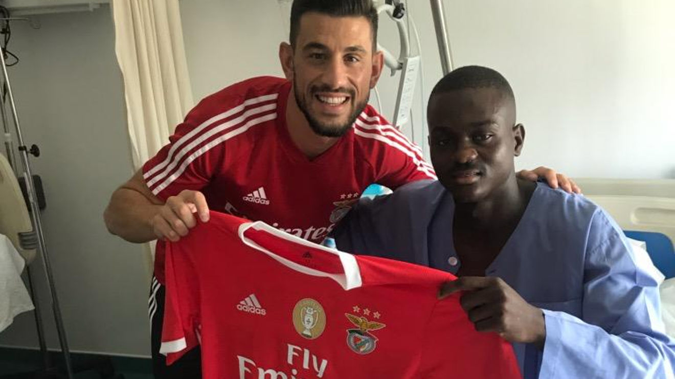 Pizzi e soldado Aliu Camara