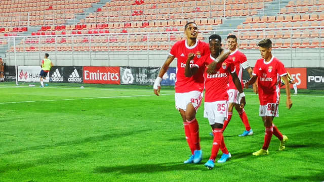 Pedro Henrique, Embal&#243;, Tiago Dantas e, ao fundo, Nuno Santos