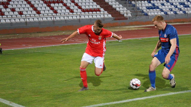 Jogo de prepara&#231;&#227;o no Algarve