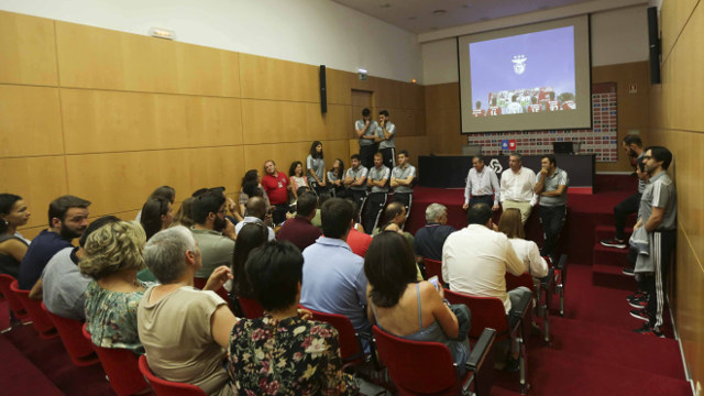 Apresentação Iniciados