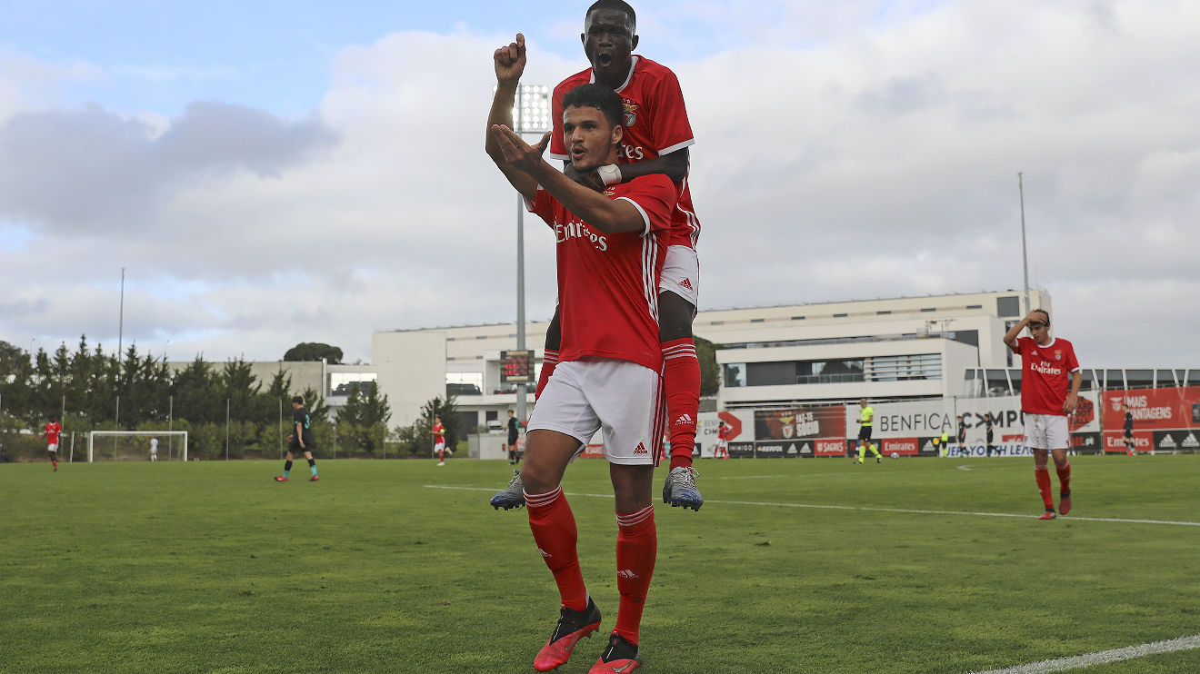 Gonçalo Ramos e Ronaldo Camará Benfica-Liverpool Youth League
