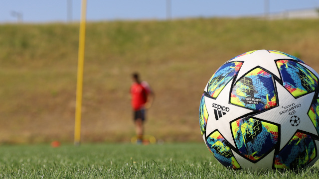 Bola oficial da UEFA Youth League 2019/20