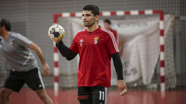 Bélone Moreira Benfica Andebol Treino