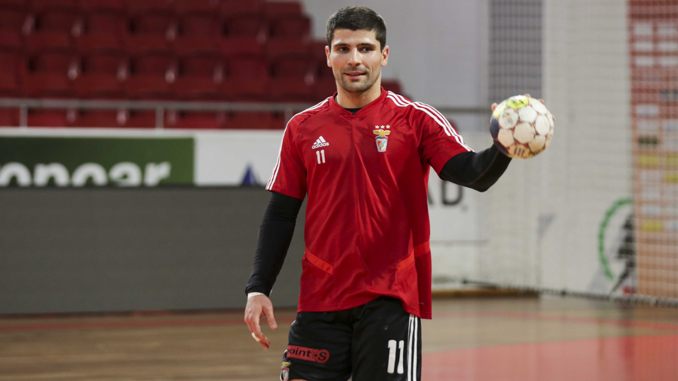 Bélone Moreira Benfica Andebol Treino