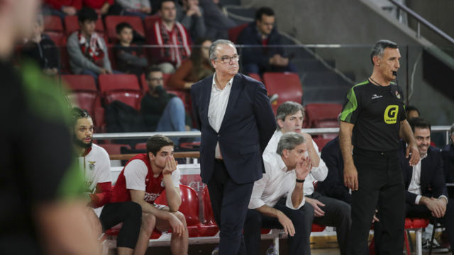 Carlos Lisboa Treinador Basquetebol Benfica