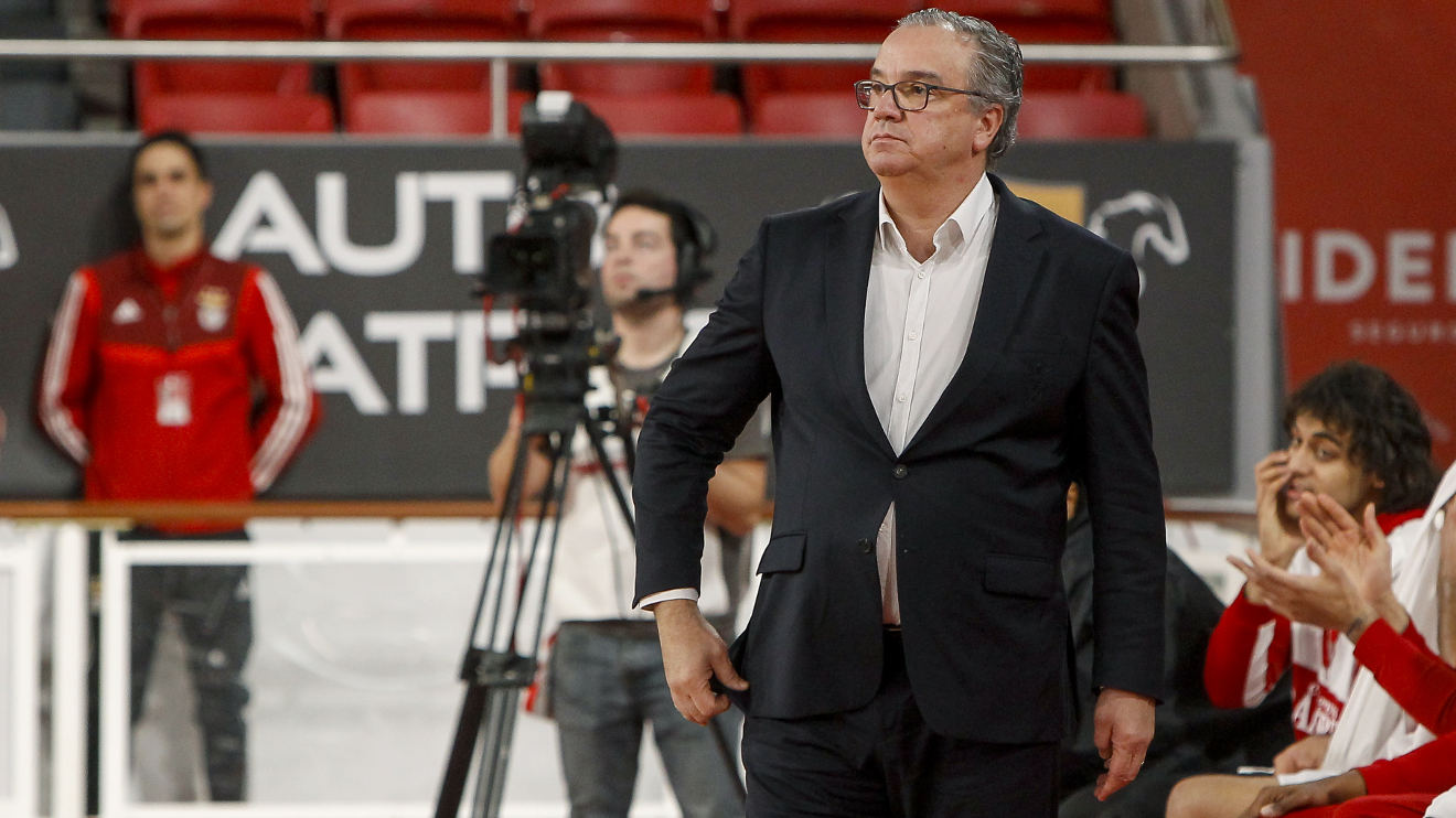 Carlos Lisboa Treinador Basquetebol Benfica