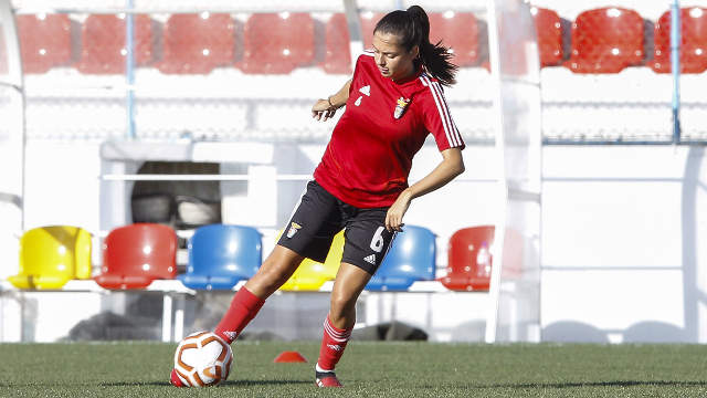 Treino futebol feminino