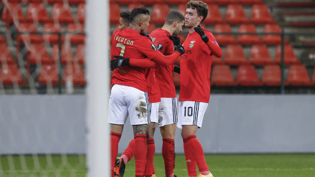 Standard Liège-Benfica
