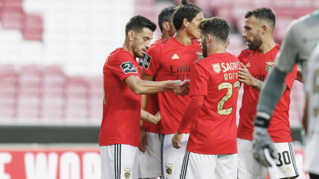 Benfica-Farense