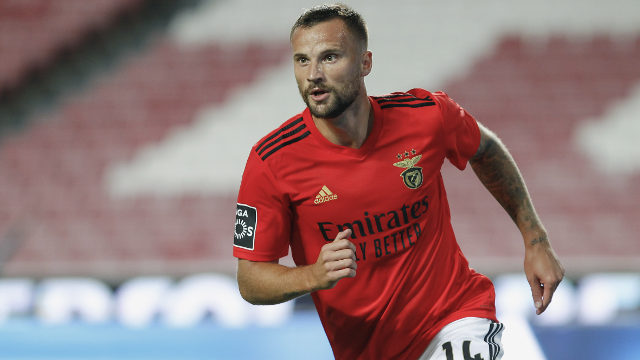 Benfica-Farense
