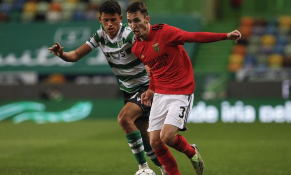 Grimaldo no dérbi da 1.ª volta