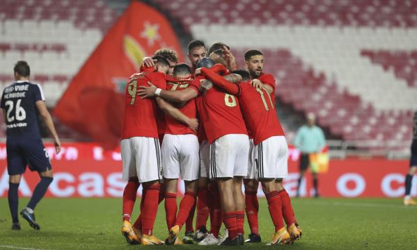Benfica marcou nas duas partes do jogo