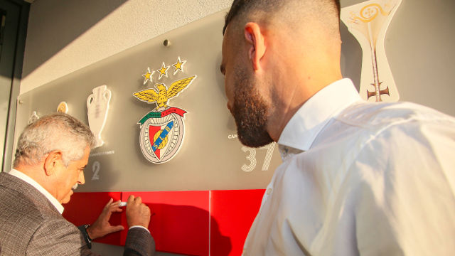 Otamendi Benfica