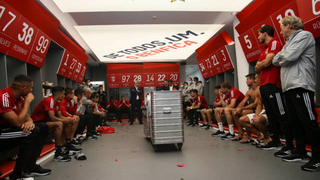 Rúben Dias Despedida Balneário Benfica