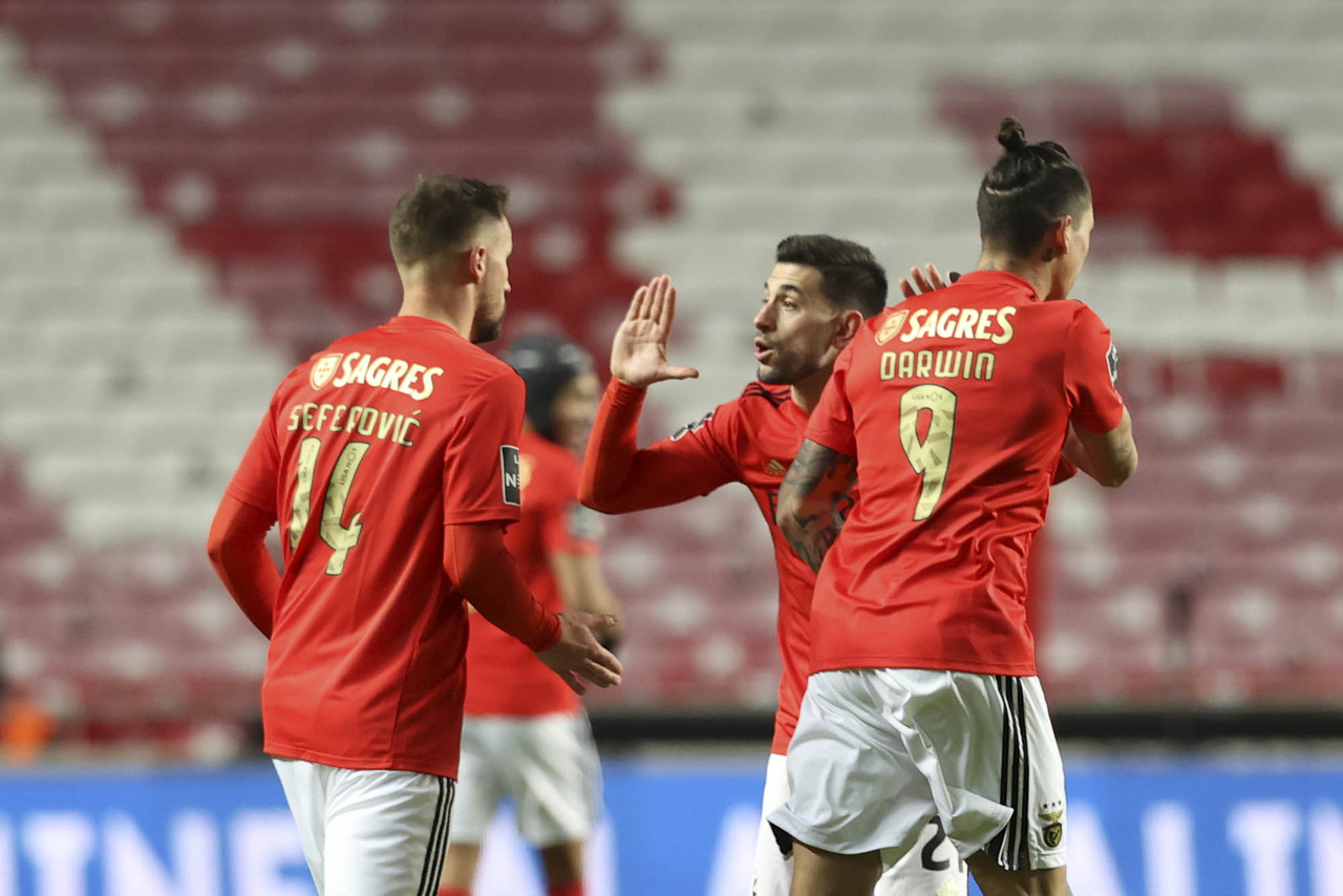 Siga os jogos do Benfica ao Vivo e em Direto - SL Benfica