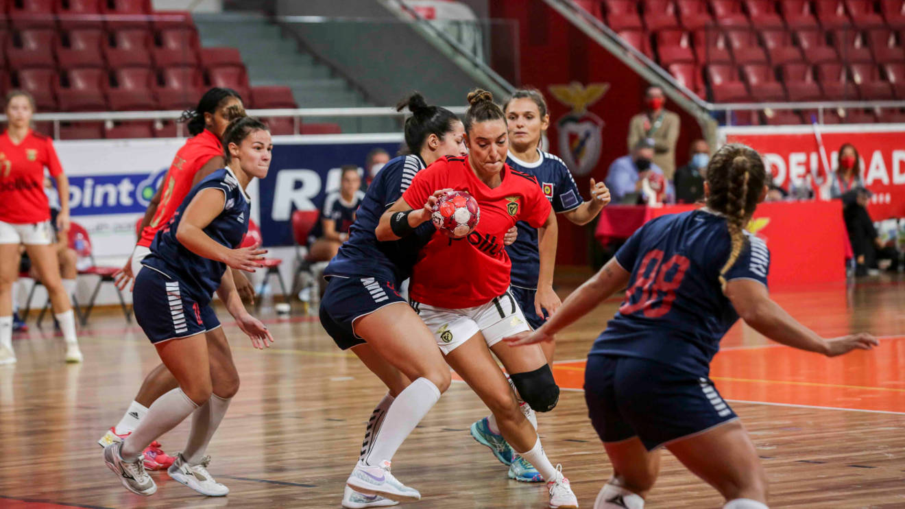 Adriana Lage