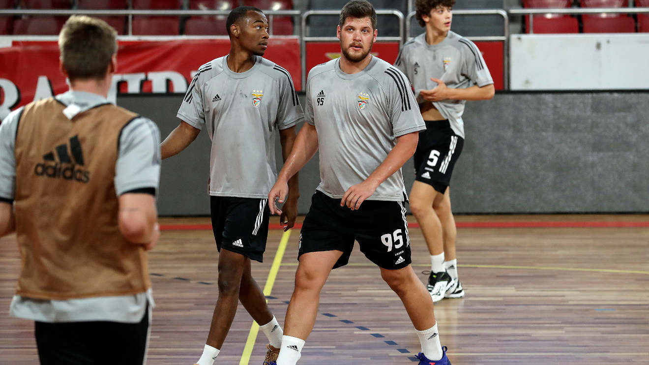 Matic Suholeznik Andebol Benfica Treino Declarações