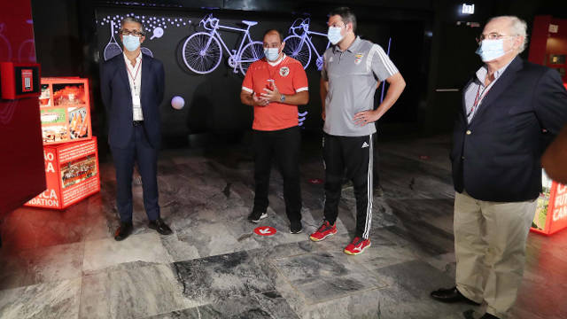 Apresentação de Chema Rodríguez