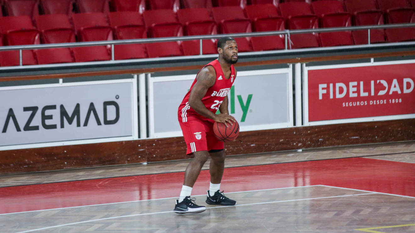 Tweety Carter Benfica Basquetebol
