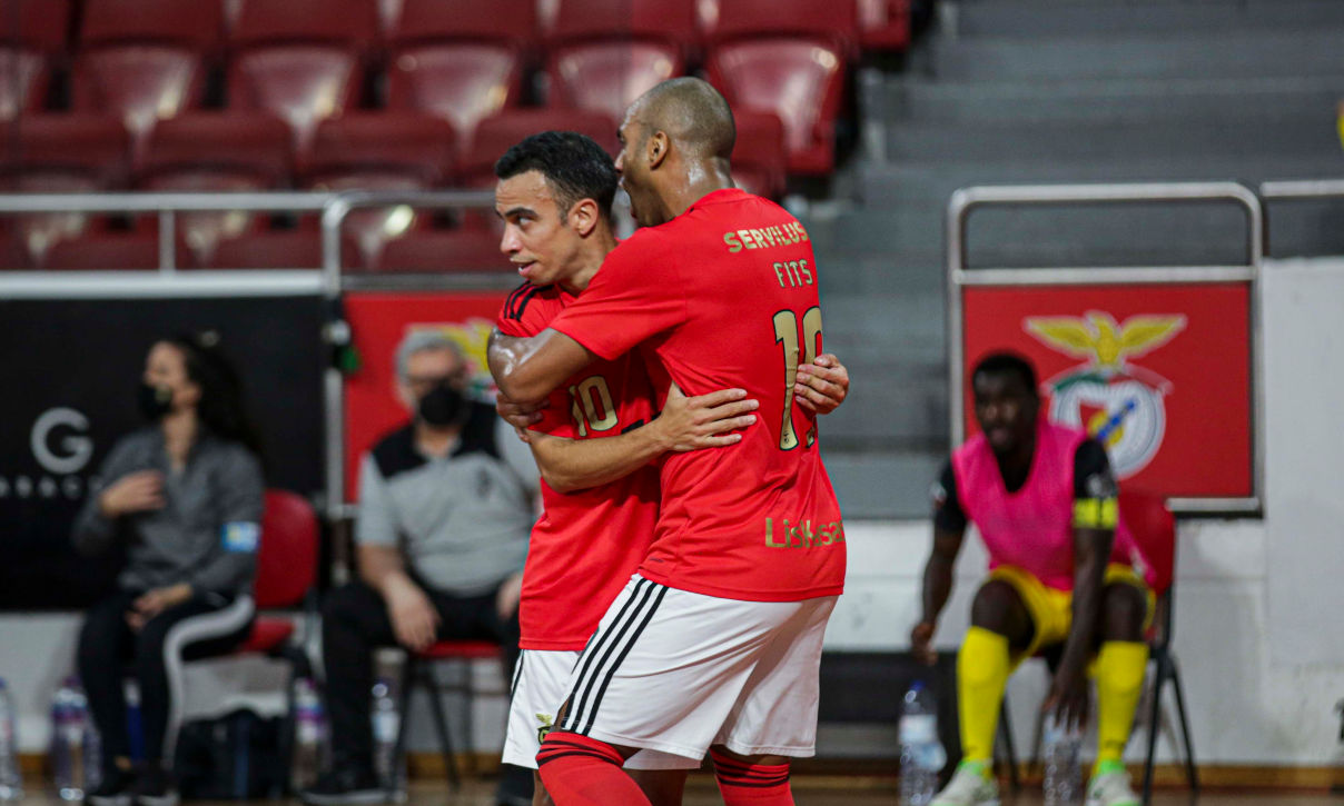 Robinho e Fits no Benfica-Quinta dos Lombos