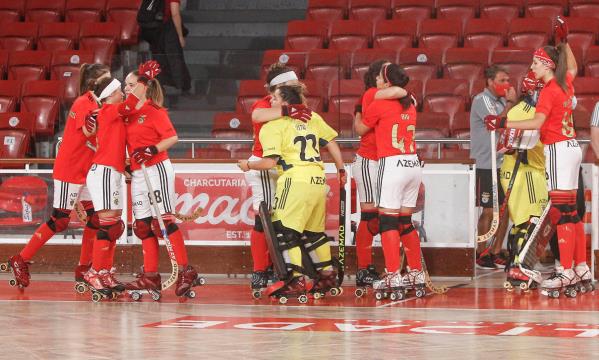Festejos das hoquistas do Benfica