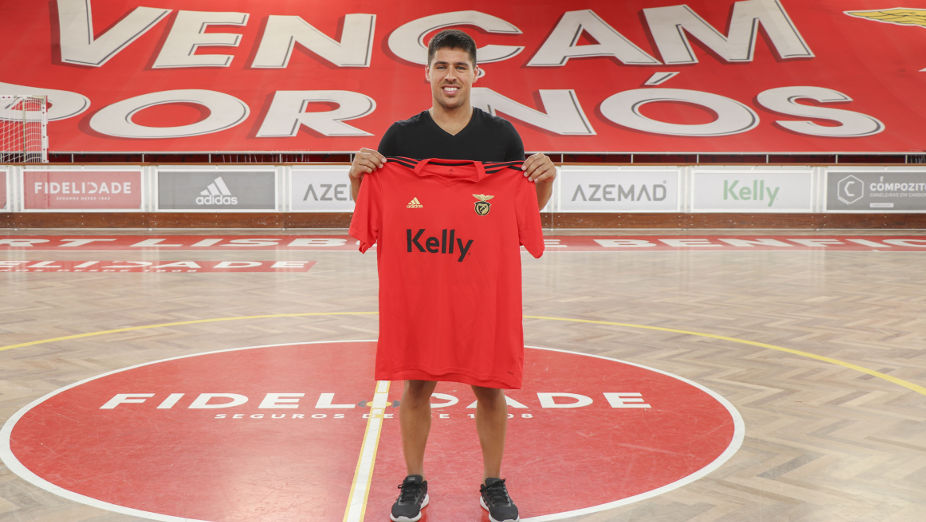 Diogo Rafael renova