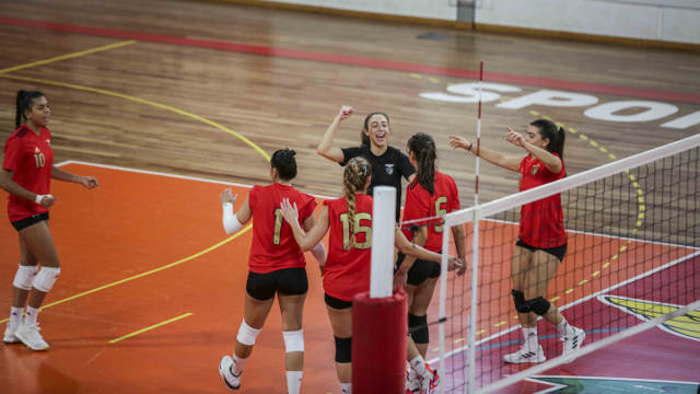 Festejos da equipa feminina de voleibol do Benfica 