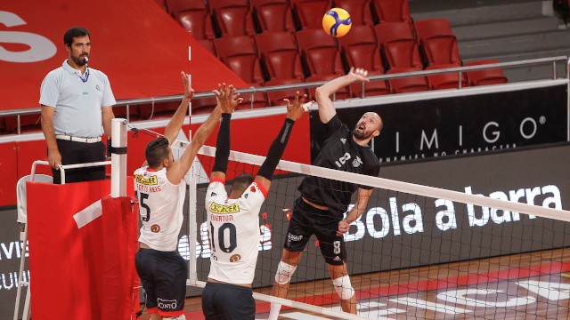 Benfica Esmoriz 3.ª jornada Campeonato Voleibol