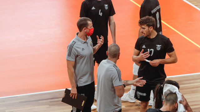 Benfica Esmoriz 3.ª jornada Campeonato Voleibol
