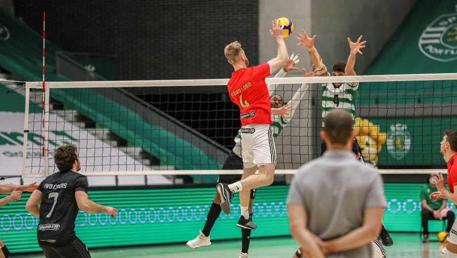 Dérbi em Voleibol
