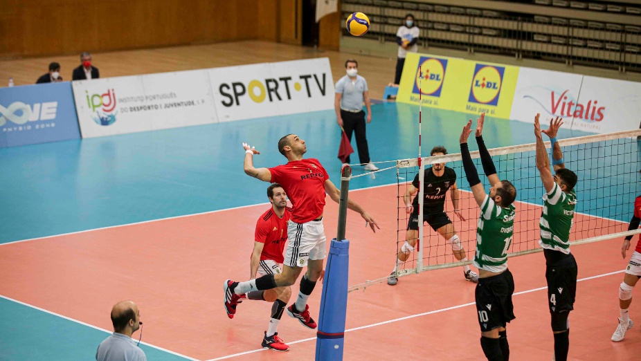 Dérbi em Voleibol
