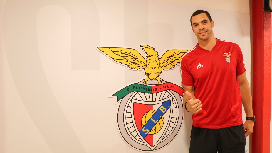 Theo