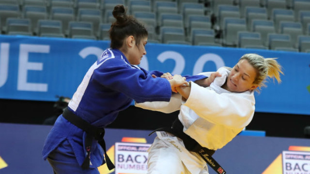 Telma Monteiro em a&#231;&#227;o em Praga