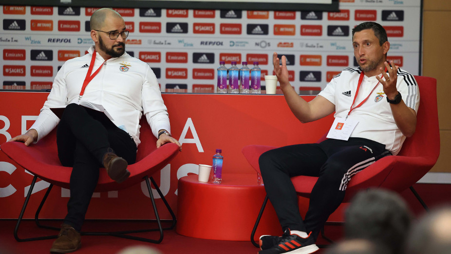Encontro de treinadores no Benfica Campus