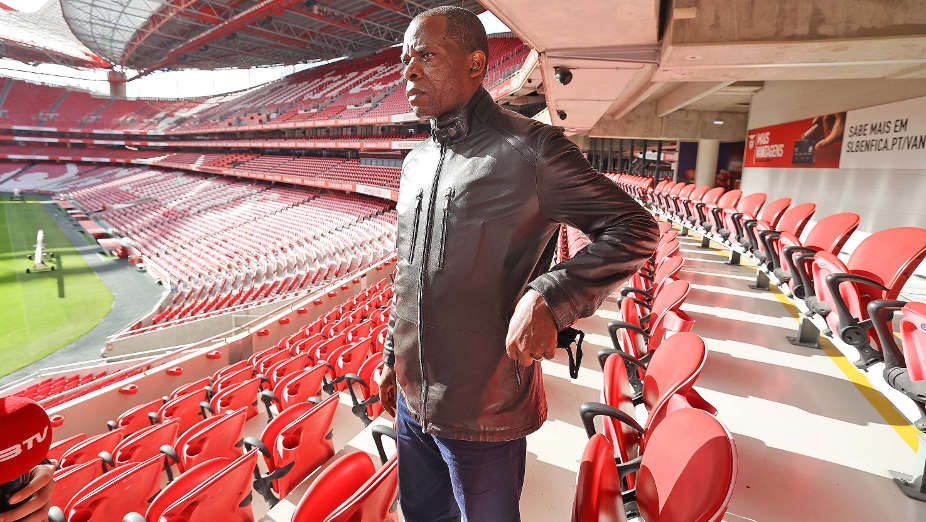 Petro Luanda visita Estádio e Museu