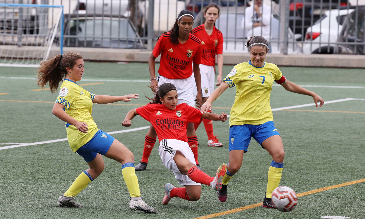 Equipa feminina de futebol de Sub-17