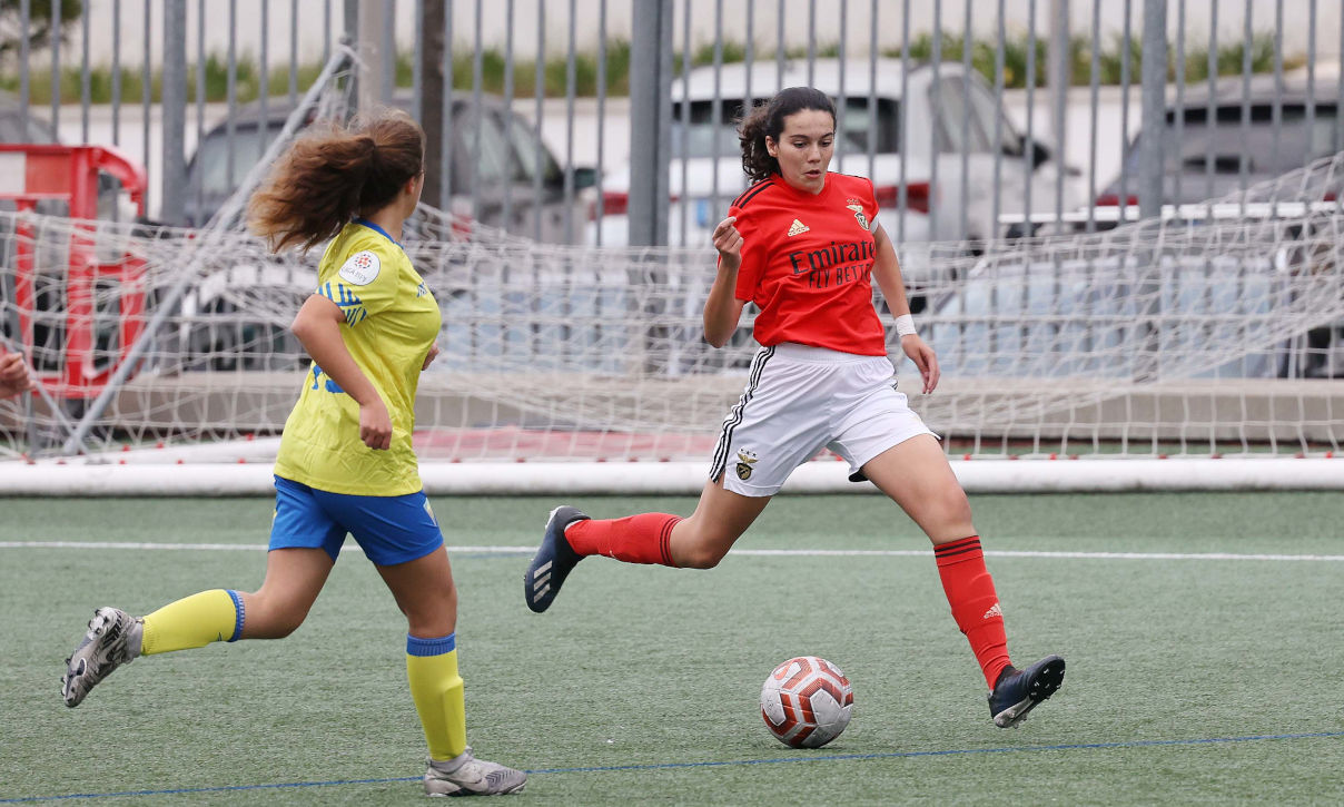 Equipa feminina de futebol de Sub-17
