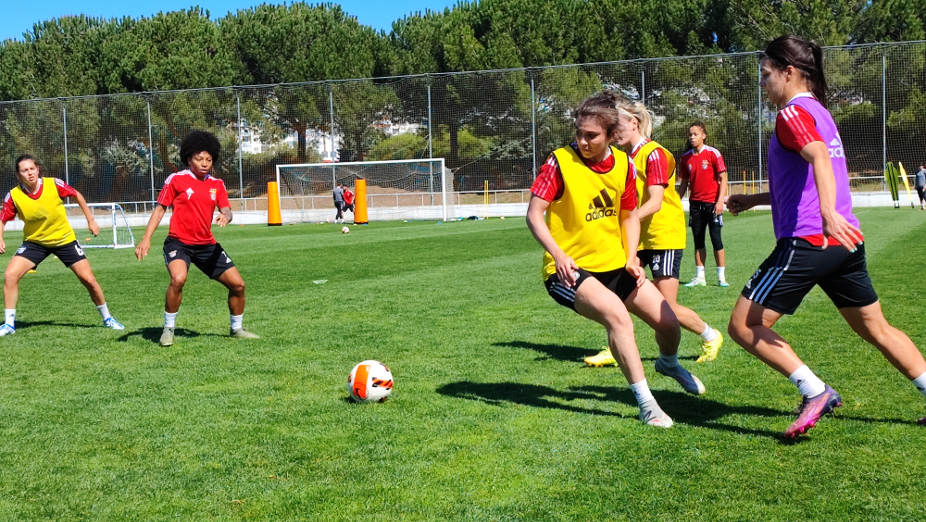 Treino da equipa feminina de futebol do Benfica