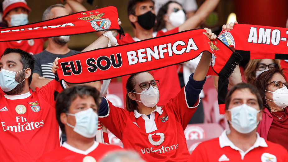 Adeptos de volta ao Estádio da Luz